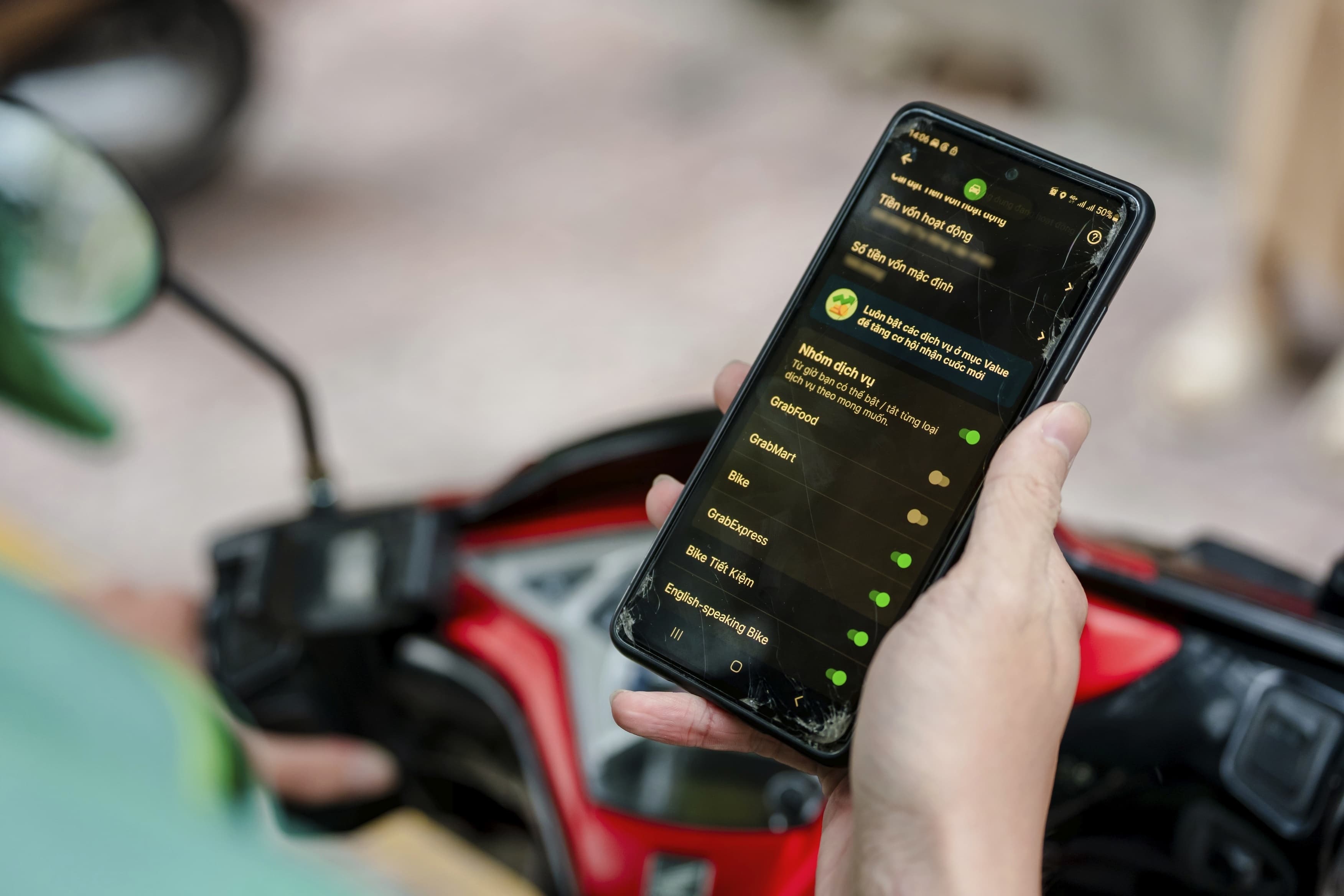 GrabBike Tiếng Anh: Cơ hội để người trẻ thực hành kỹ năng ngoại ngữ