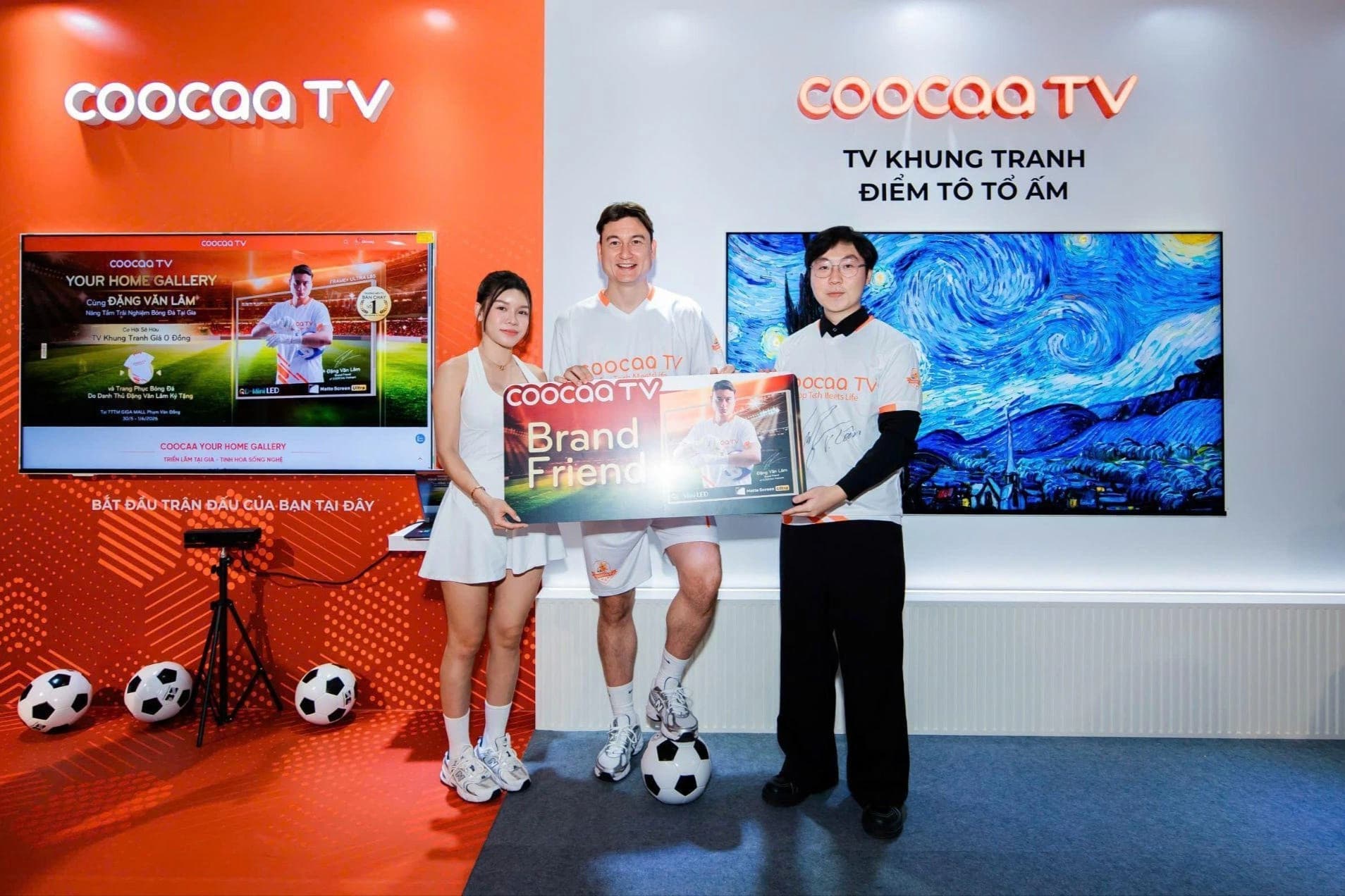 Đặng Văn Lâm đồng hành cùng Coocaa TV lan tỏa phong cách sống hiện đại