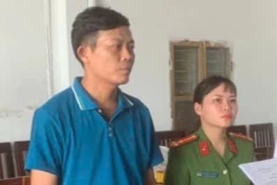 Khởi tố đối tượng mua bán trái phép 51 hóa đơn khống