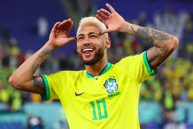 HLV Ancelotti gạt Neymar khỏi đội hình chính thức của Brazil